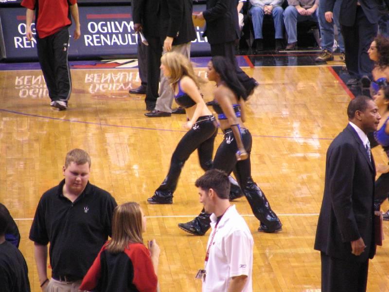 Raptors - 02.04.2005 296.jpg